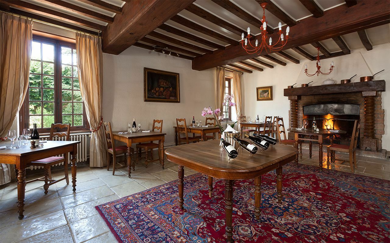 Hostellerie Du Val D'Or Mercurey Exteriör bild